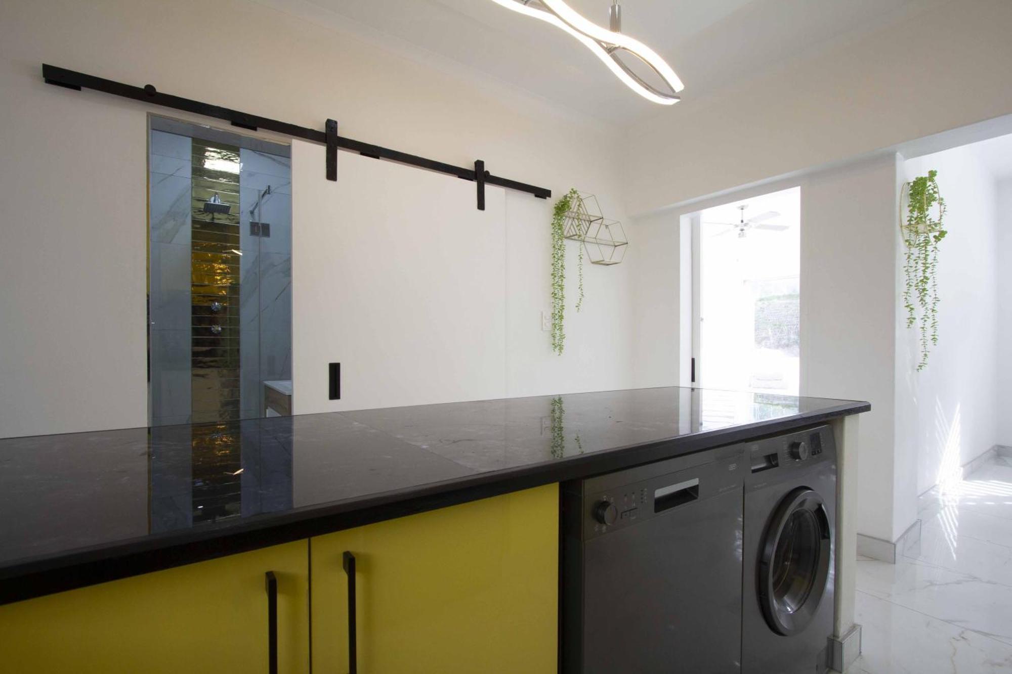Manella On Kloof By Hostagents *